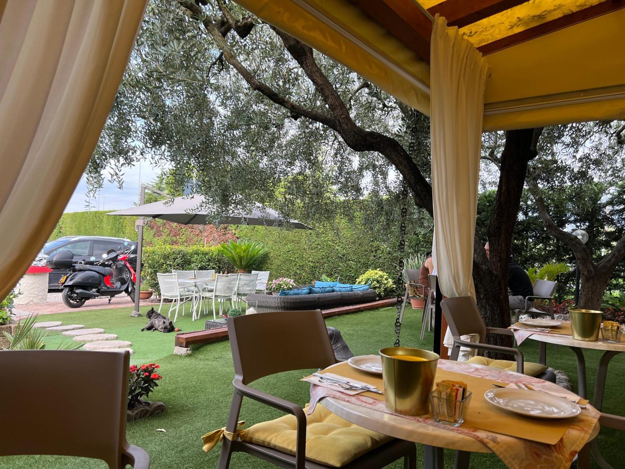 Garda Dream Hotel Lazise Eksteriør billede