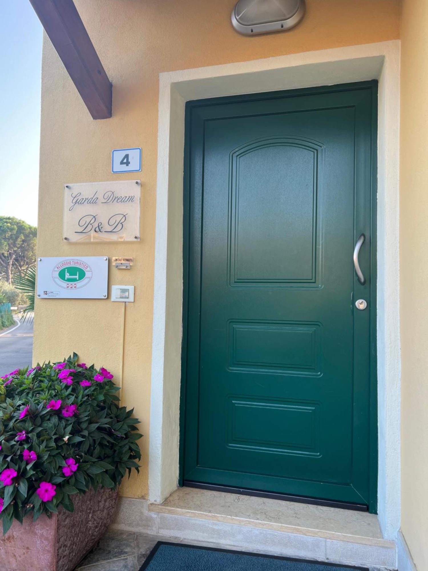 Garda Dream Hotel Lazise Eksteriør billede